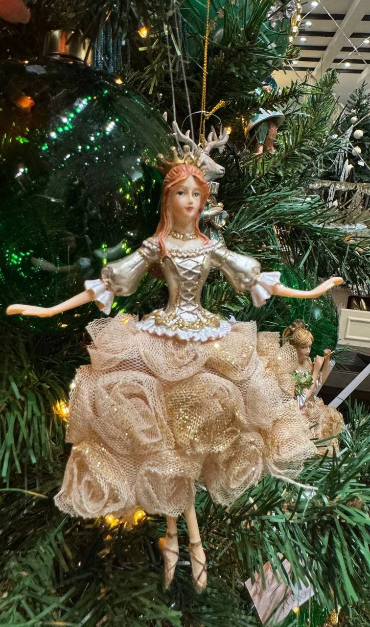 Graceful Ballerina Ornament - Christmas Decoration