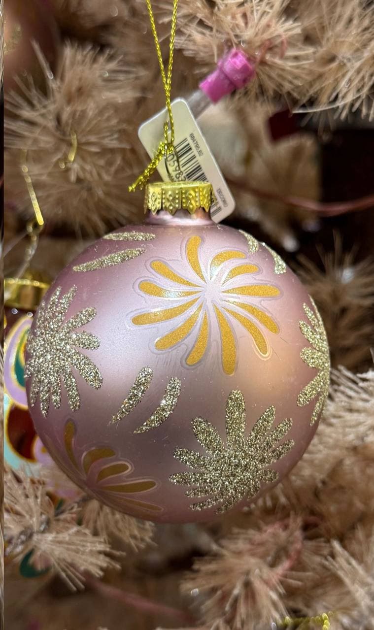 Festive Charm - Christmas Decoration - Image 1