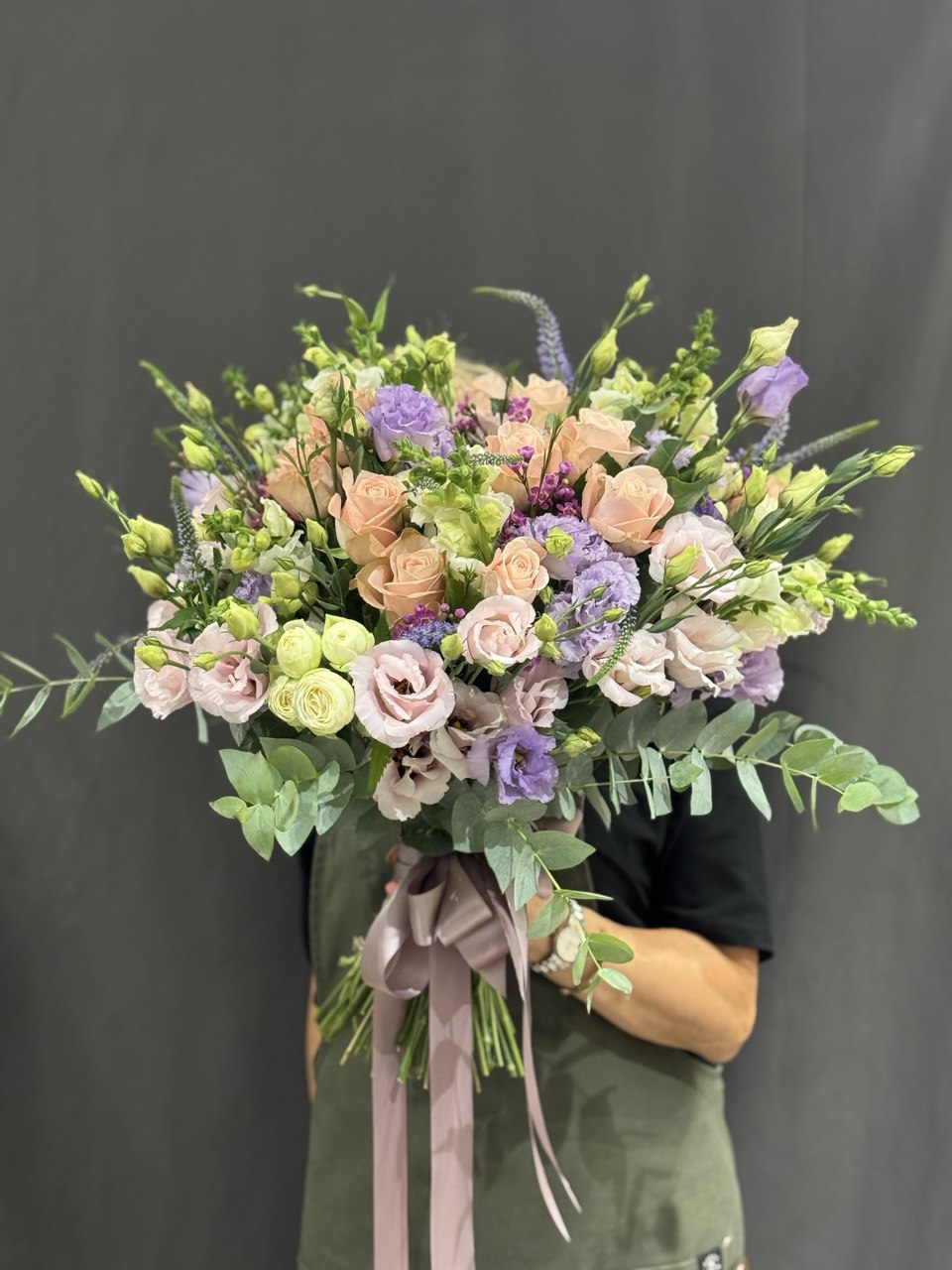 GABRIELLA - Elegant Duo of Roses & Lisianthus - Image 1 of 1 | Avenue Des Fleurs