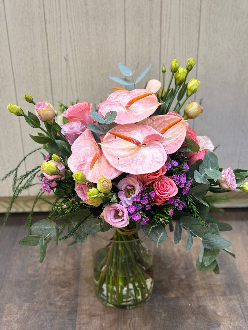 Elegant Anthurium Bouquet - Image 1 of 1 | Avenue Des Fleurs