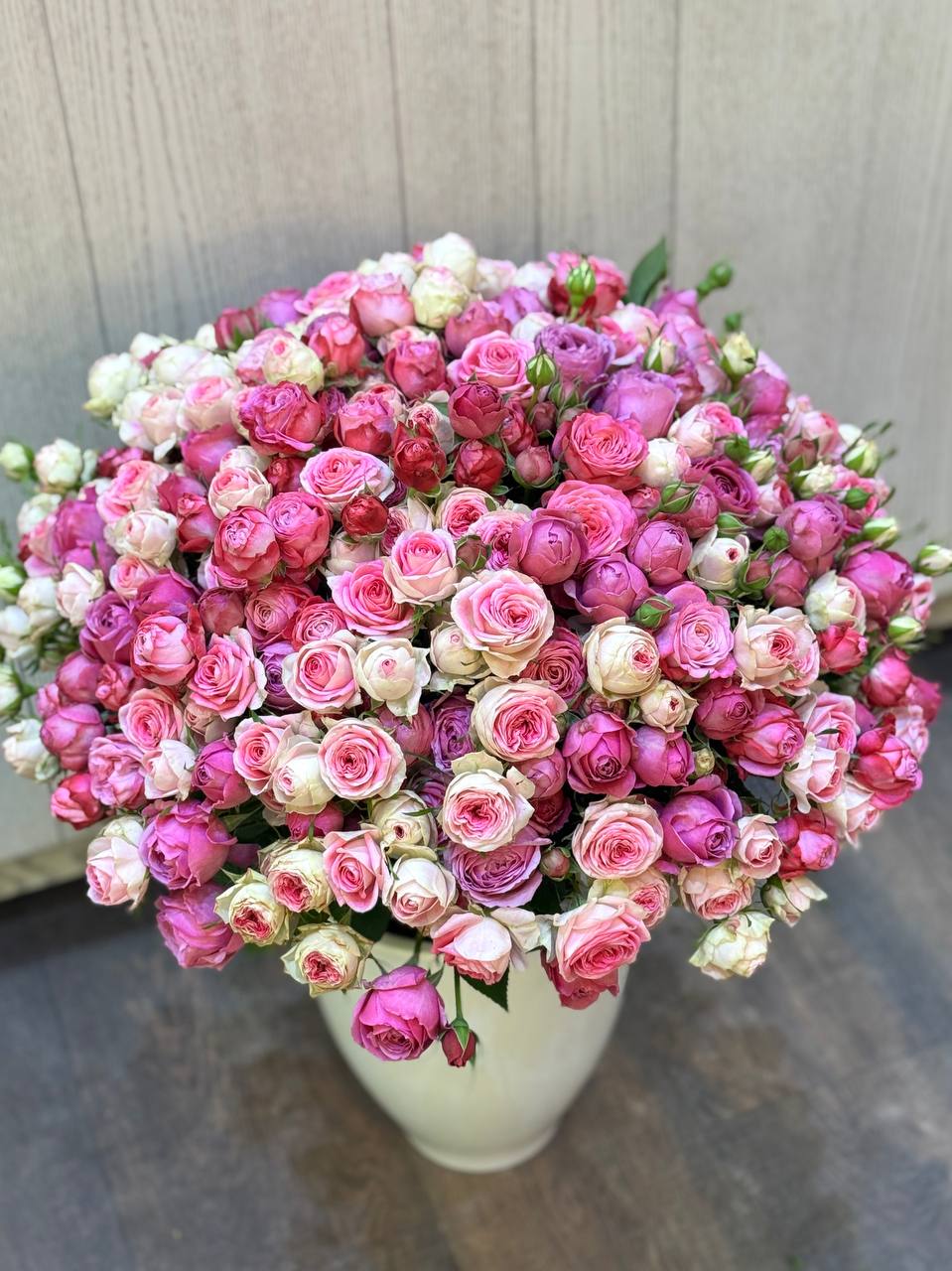 Գեղեցիկ ծաղկեփունջ - Image 1 of 1 | Avenue Des Fleurs