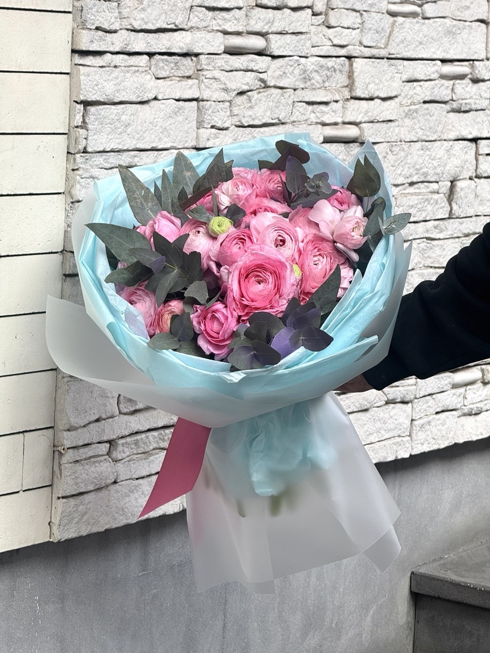 Նուրբ ռանունկուլուսների փունջ - Image 1 of 1 | Avenue Des Fleurs