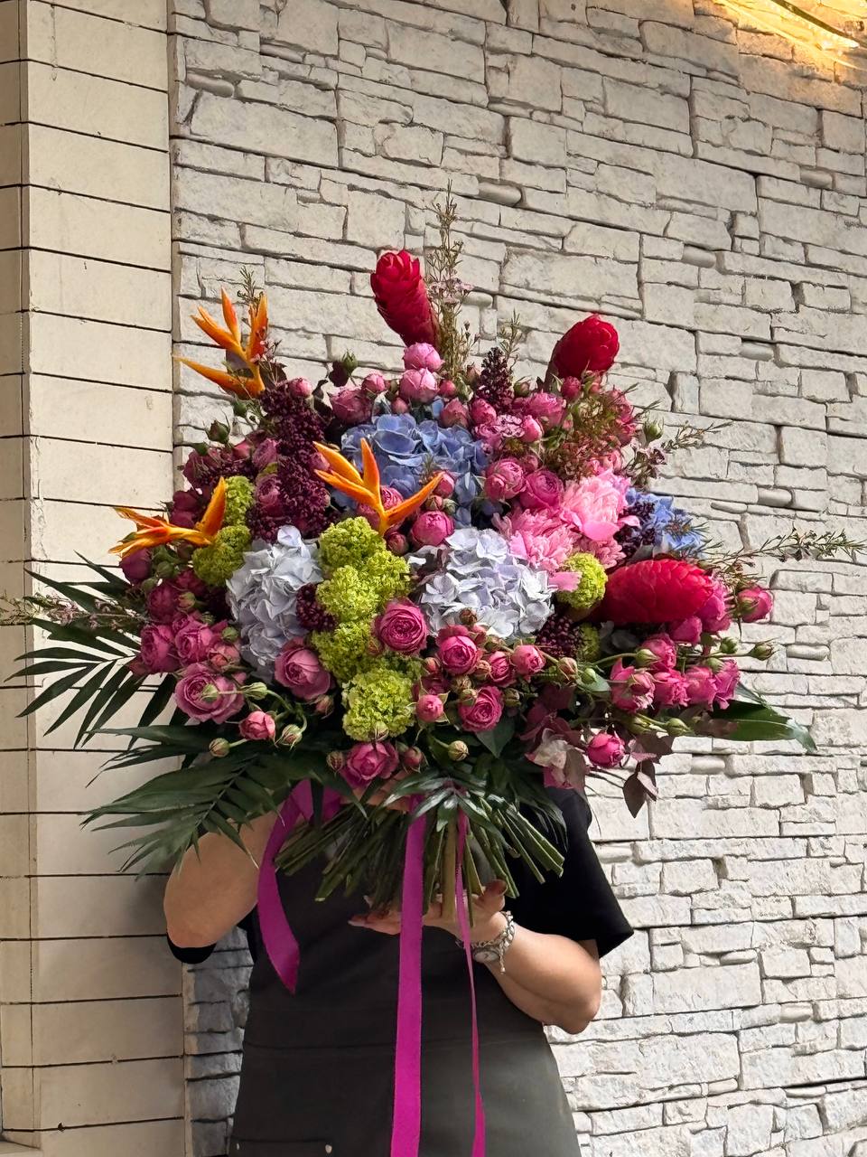 Շքեղ ծաղկեփունջ - Image 1 of 1 | Avenue Des Fleurs