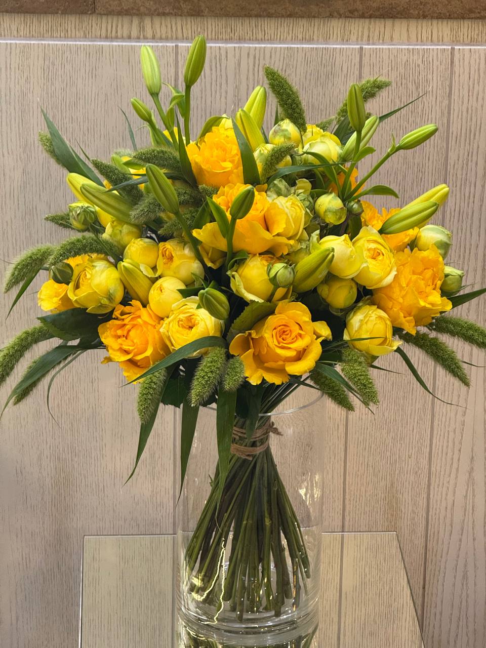 Golden Smile - Image 1 of 1 | Avenue Des Fleurs