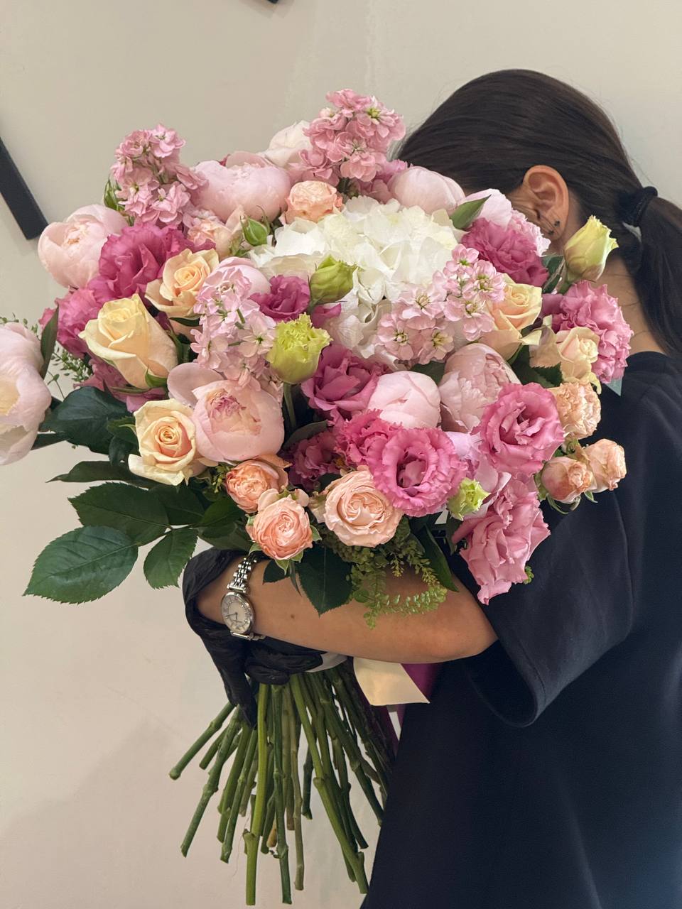 Նուրբ Շքեղություն - Image 1 of 1 | Avenue Des Fleurs