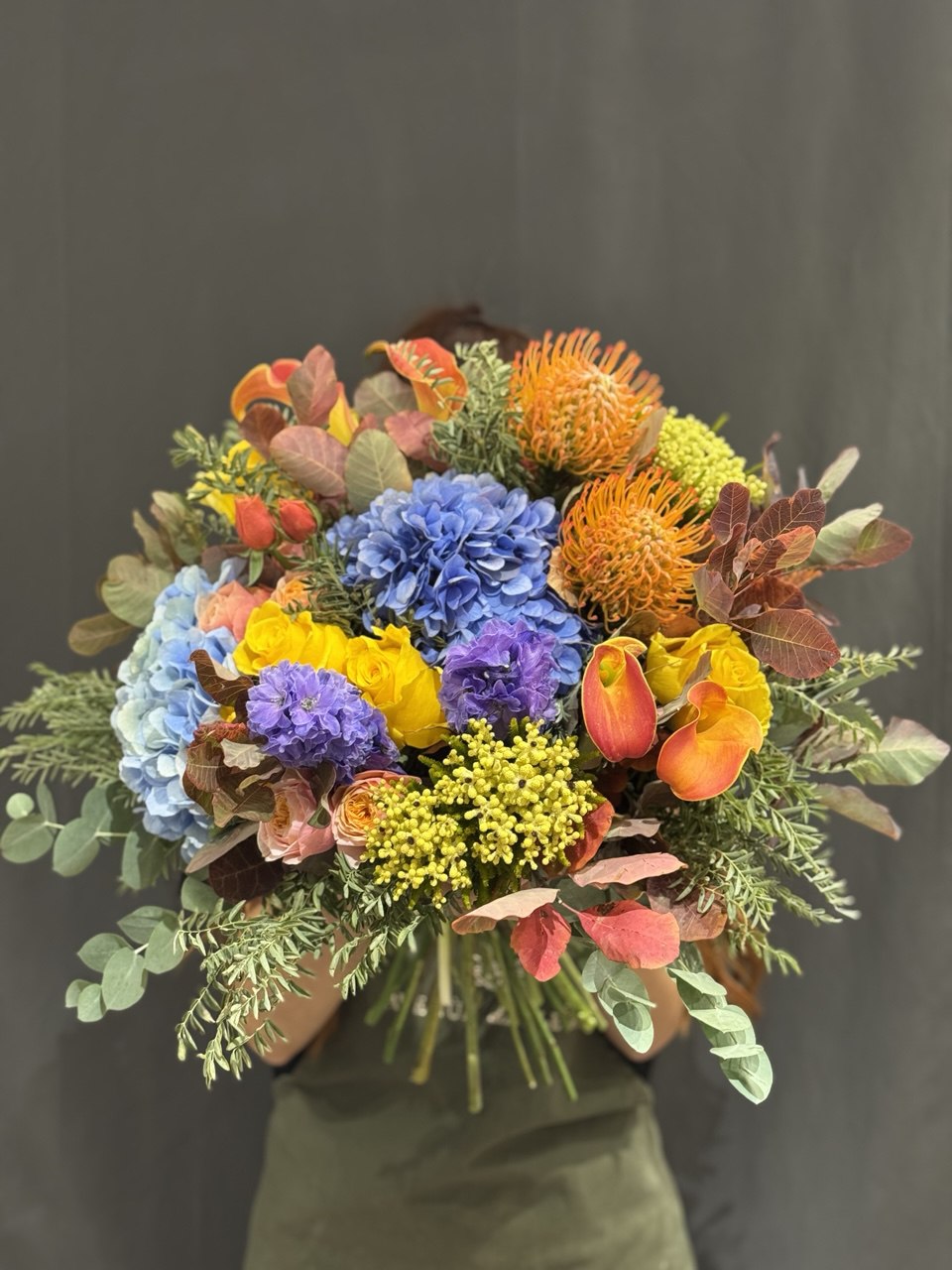 LILIA - Designer Hydrangea Bouquet “Pure Balance” - Image 1 of 1 | Avenue Des Fleurs