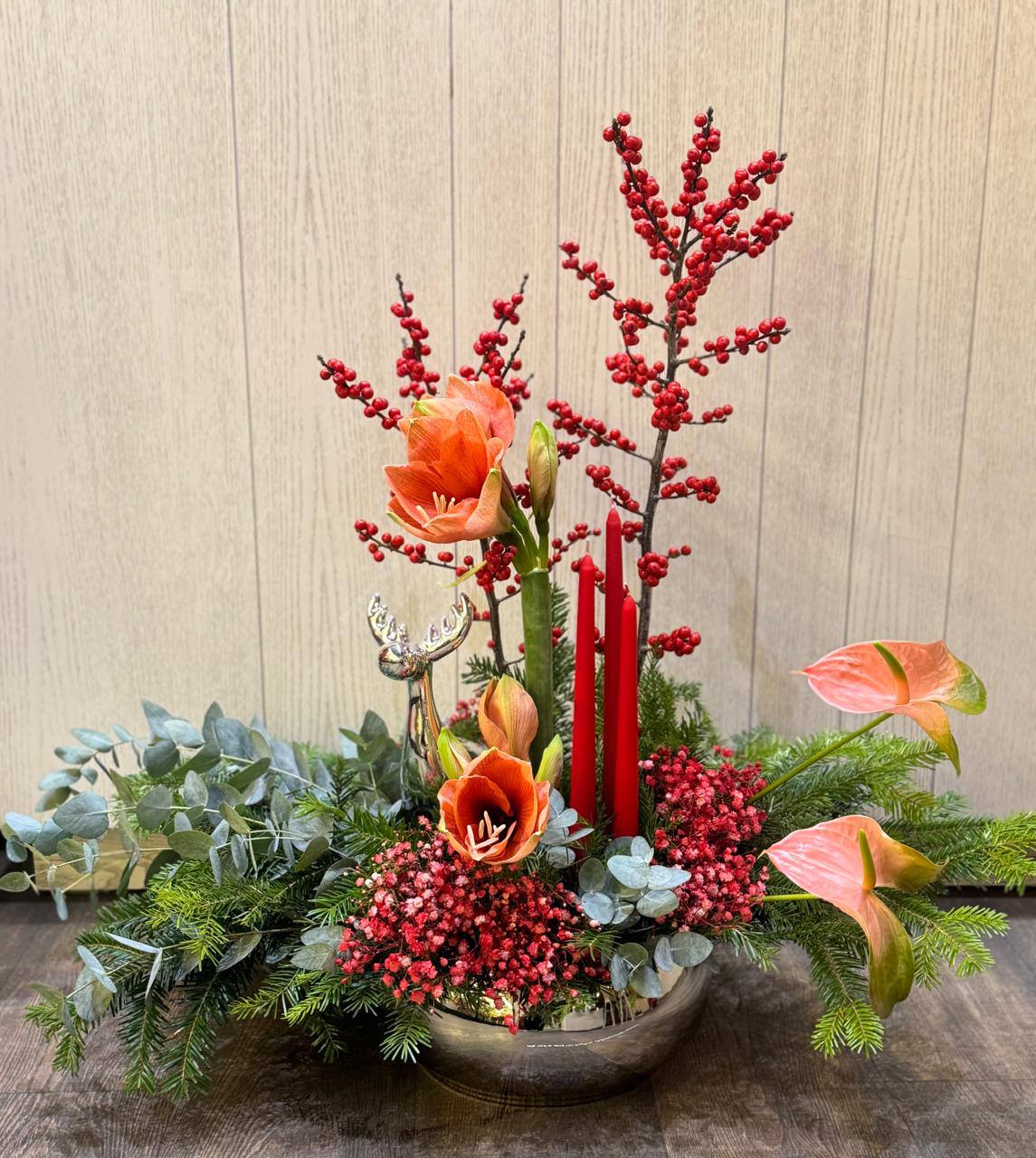 Christmas Decorative Composition - Image 1 of 1 | Avenue Des Fleurs