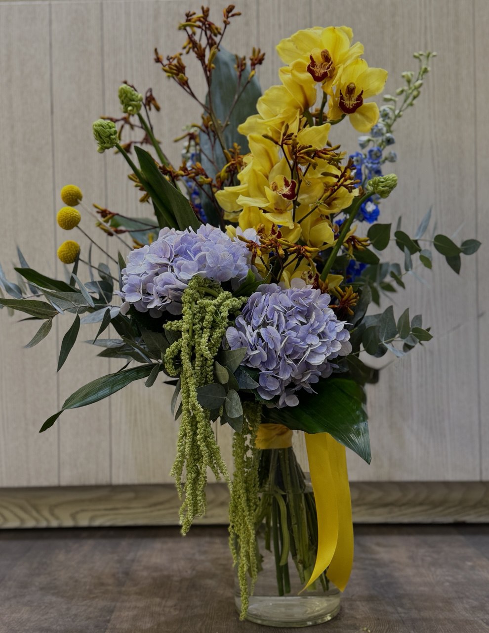 Букет с орхидеями - Image 1 of 1 | Avenue Des Fleurs