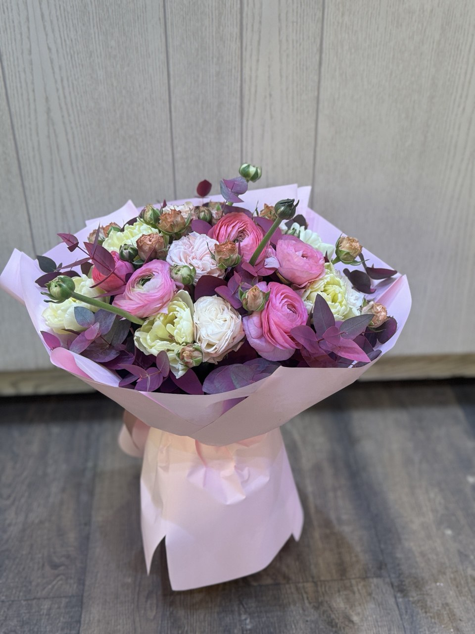 Весенний букет из свежих сезонных цветов - Image 1 of 2 | Avenue Des Fleurs